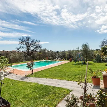 Alloggio Incantevole Con Piscina Vinci Exterior foto