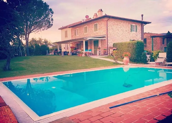 Alloggio Incantevole Con Piscina